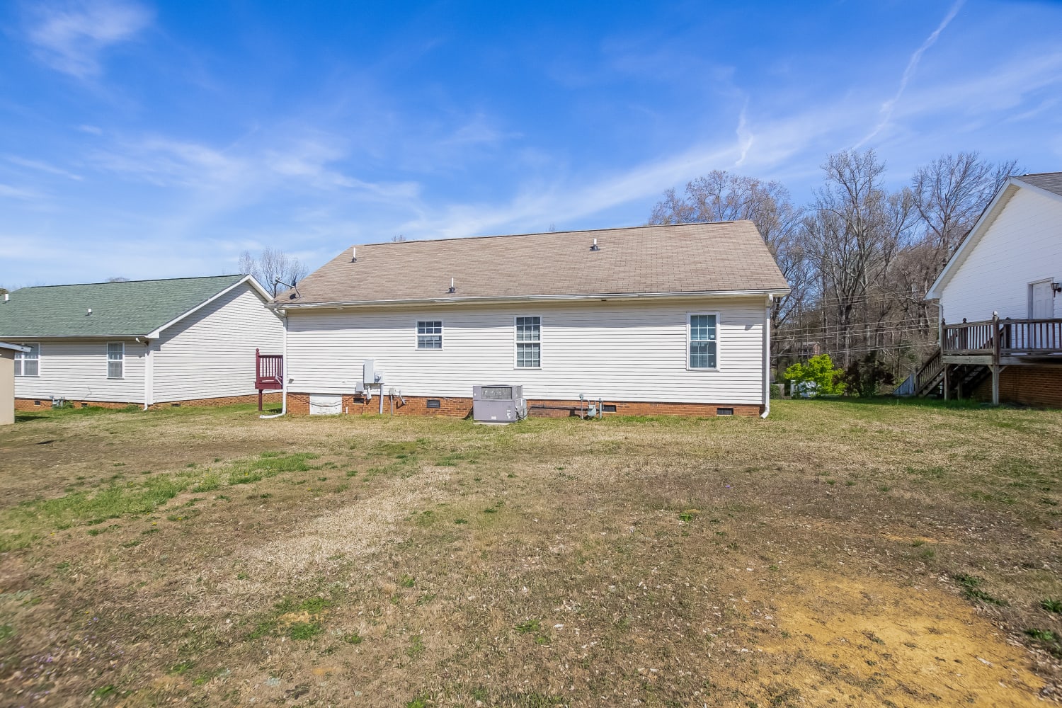 5217 Milhaven Ln photo 3