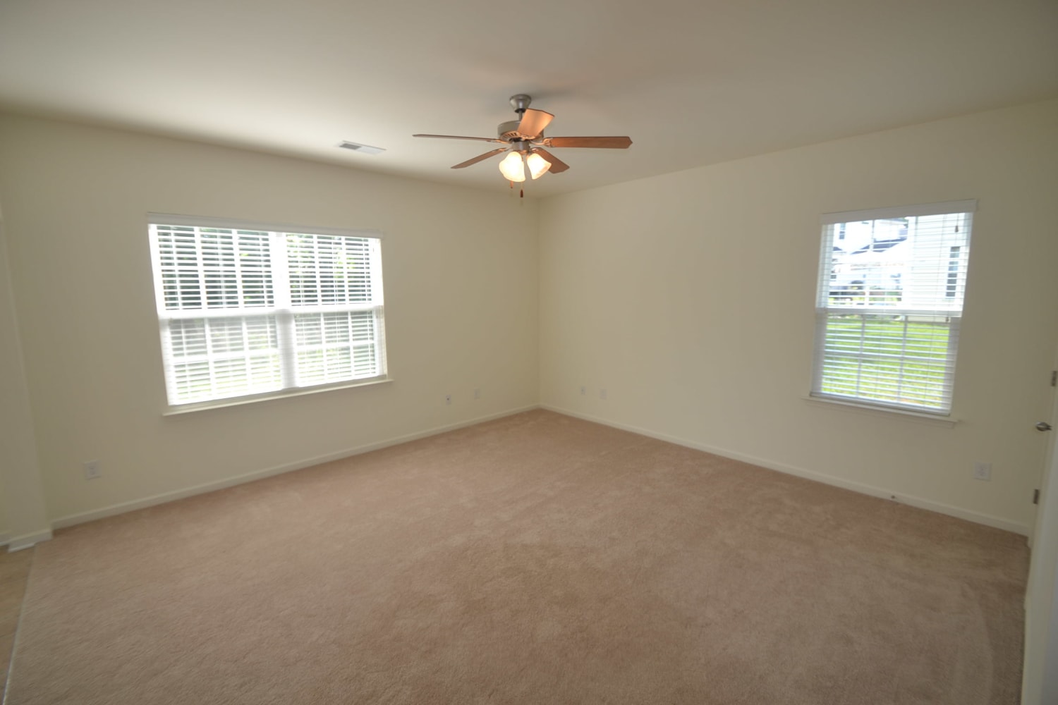 3510 Starmount Ave photo 2