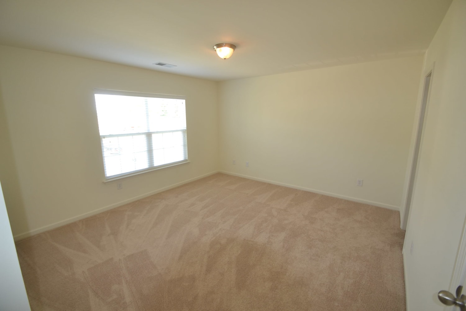 3510 Starmount Ave photo 5
