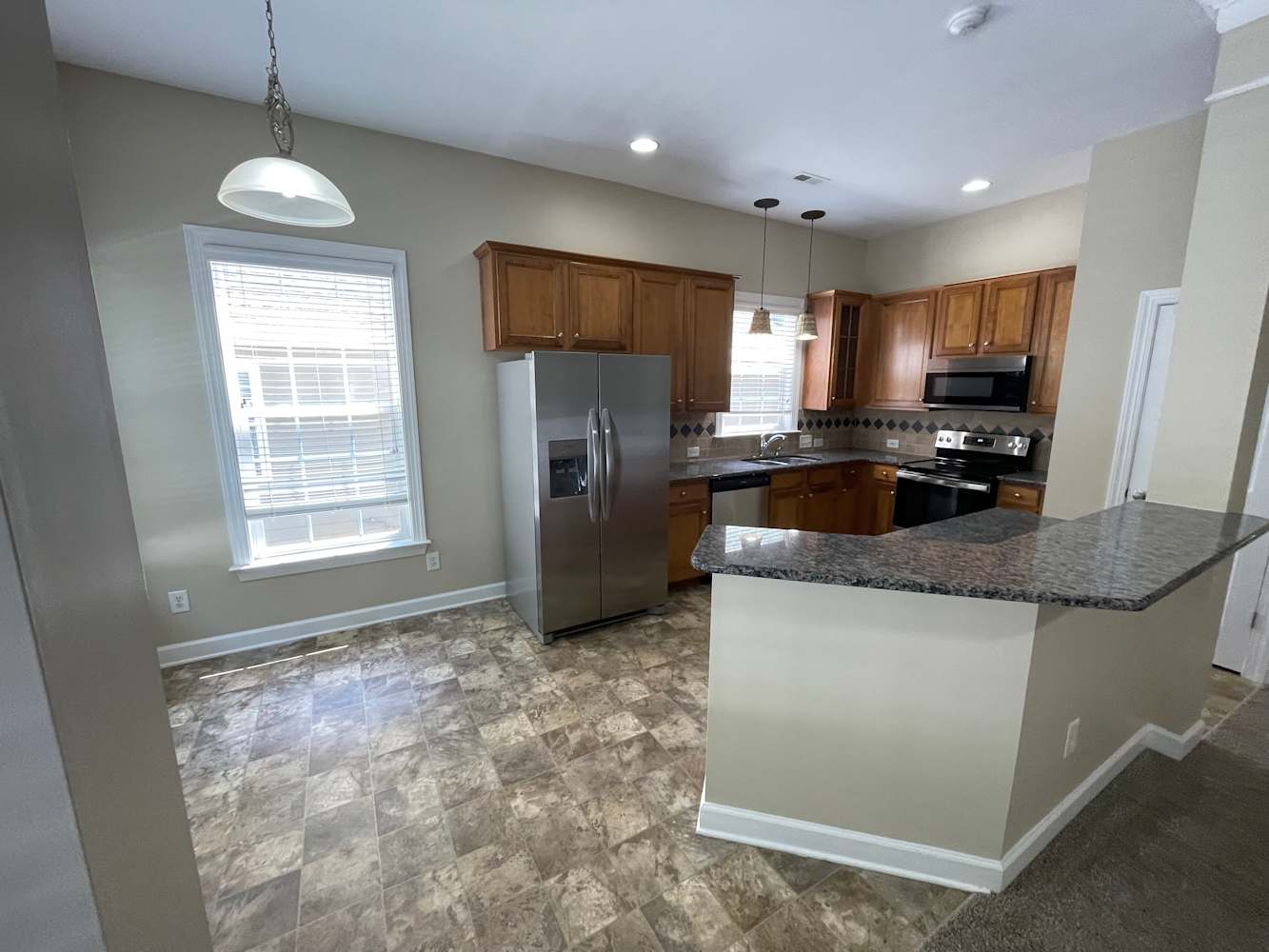 8629 Covedale Crossings Cir photo 4