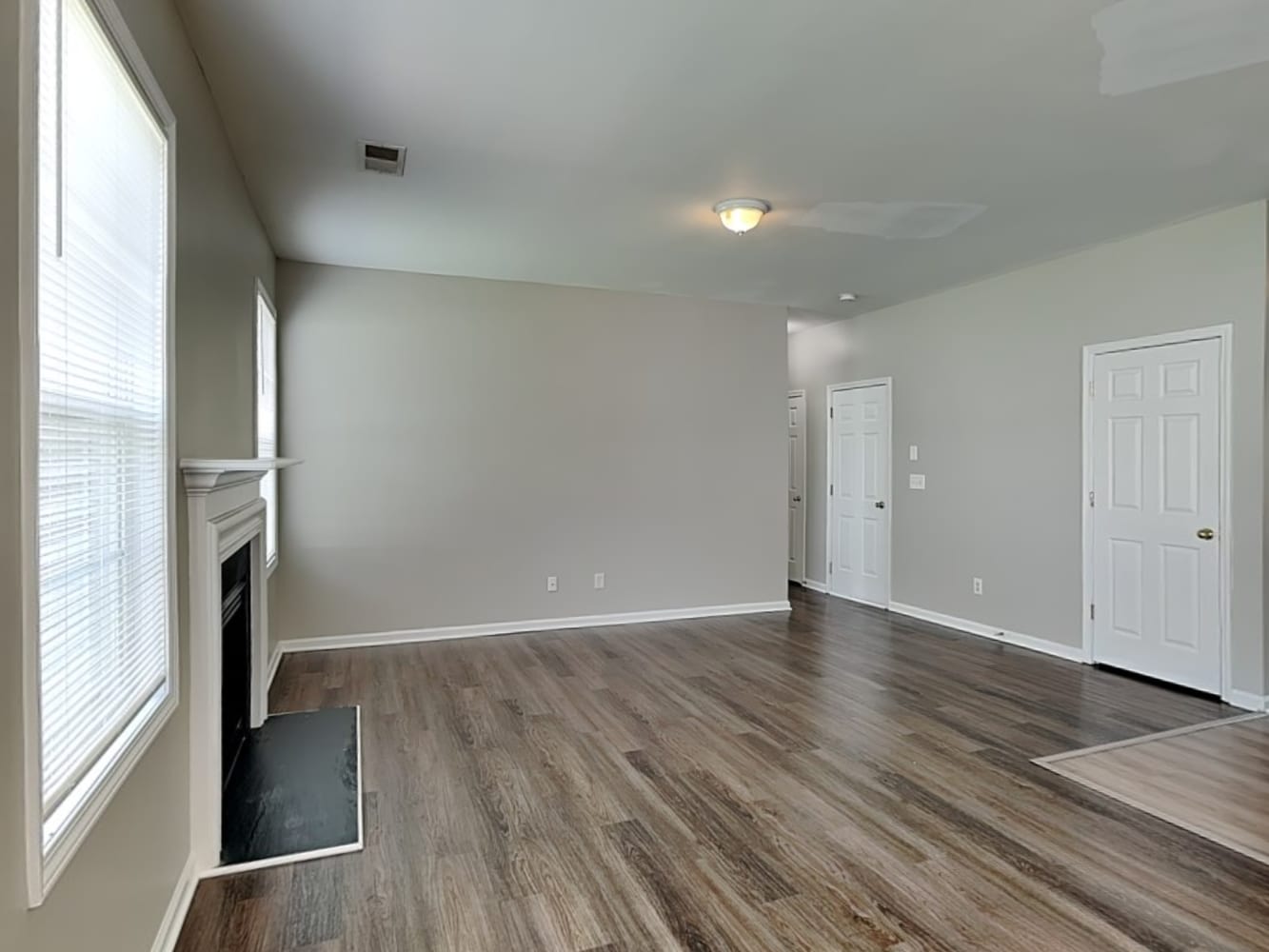 14433 Asheton Creek Dr photo 4