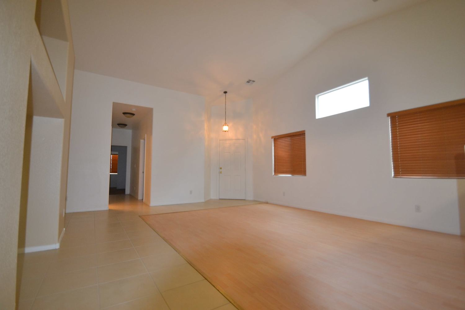 616 Cowboy Cross Ave photo 2