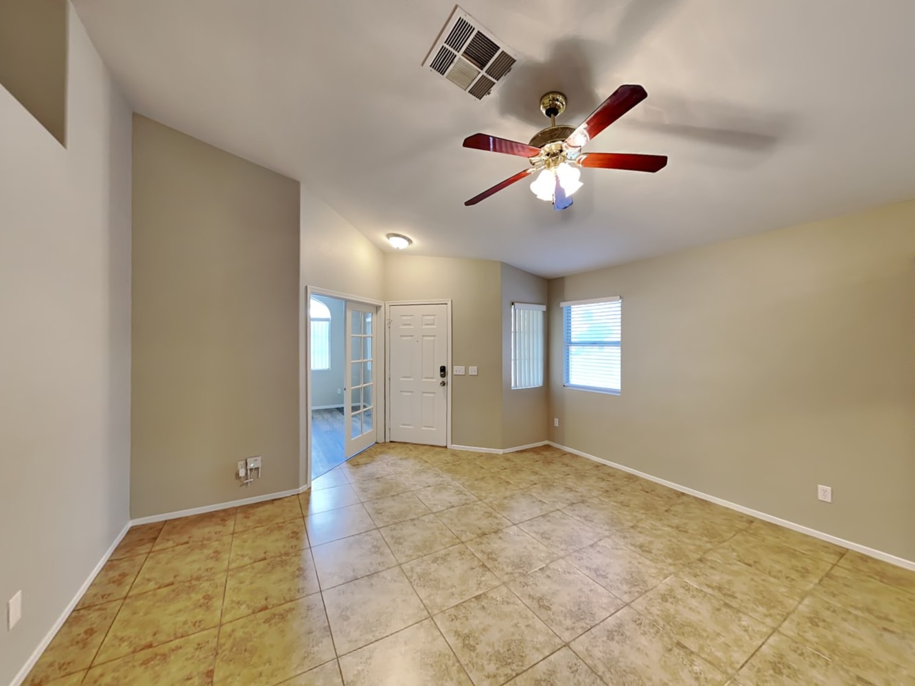 7036 Overhill Ave photo 4