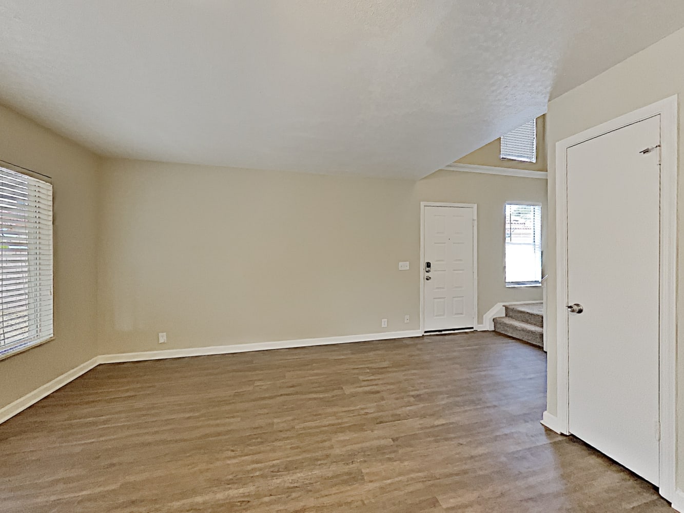14244 N 49th Dr photo 4