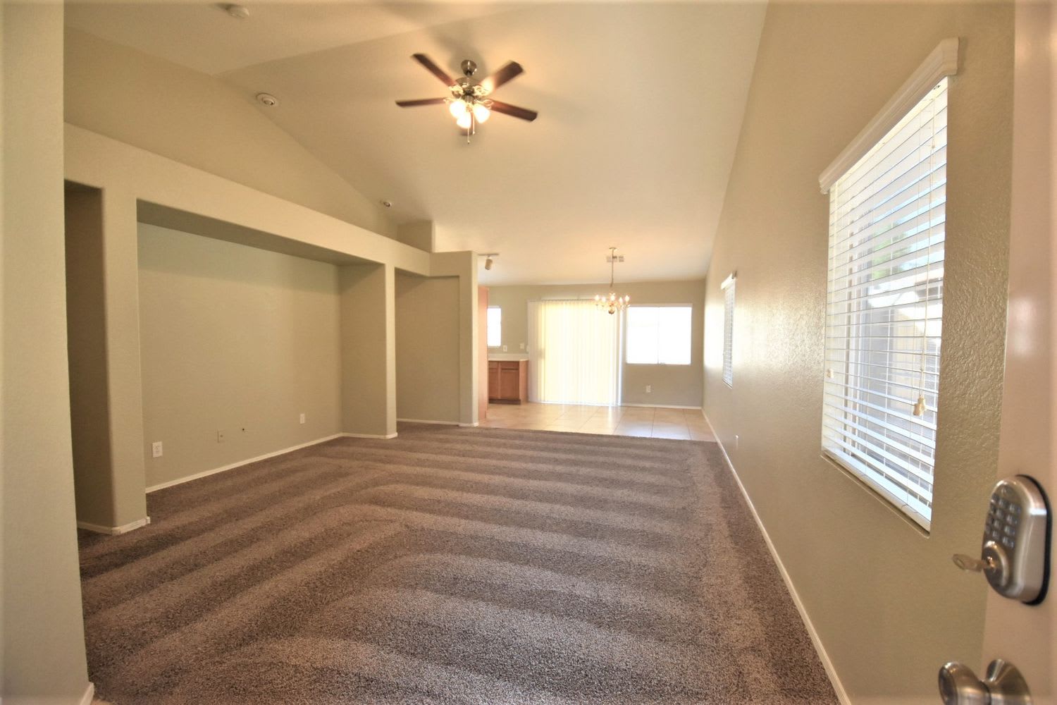 10436 W Granada Rd photo 3