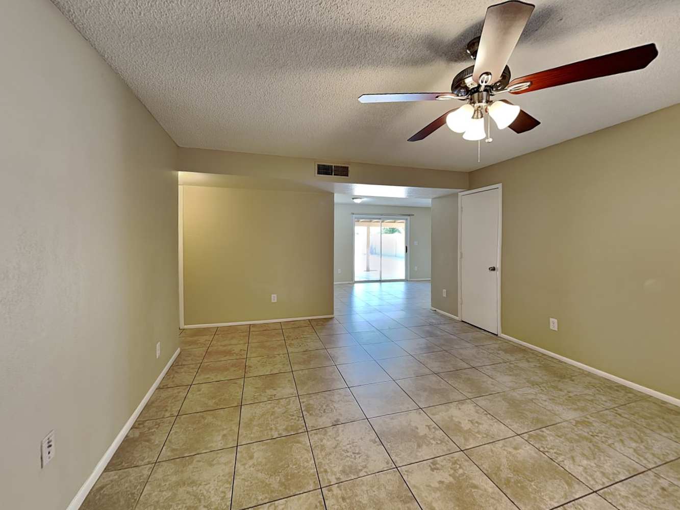 7140 W North Ln photo 3