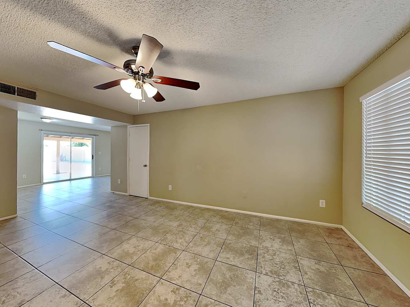 7140 W North Ln photo 5