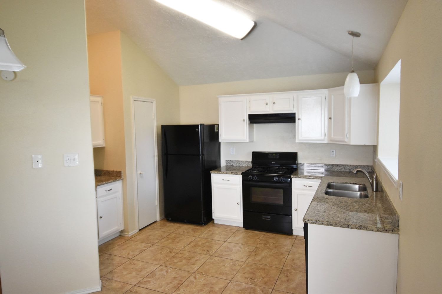 11514 Dell Hollow Dr photo 3