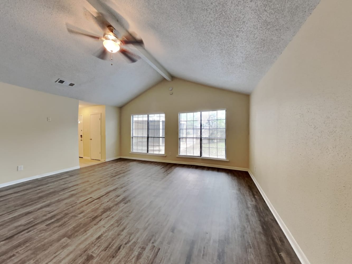 11911 N Youngwood Ln photo 5