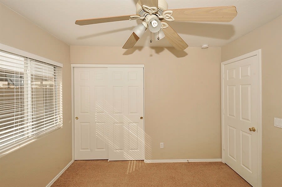 12230 W Aster Dr photo 3