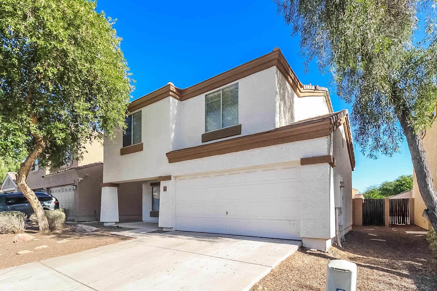 10821 W Taft St Phoenix, AZ 85037 photo 2