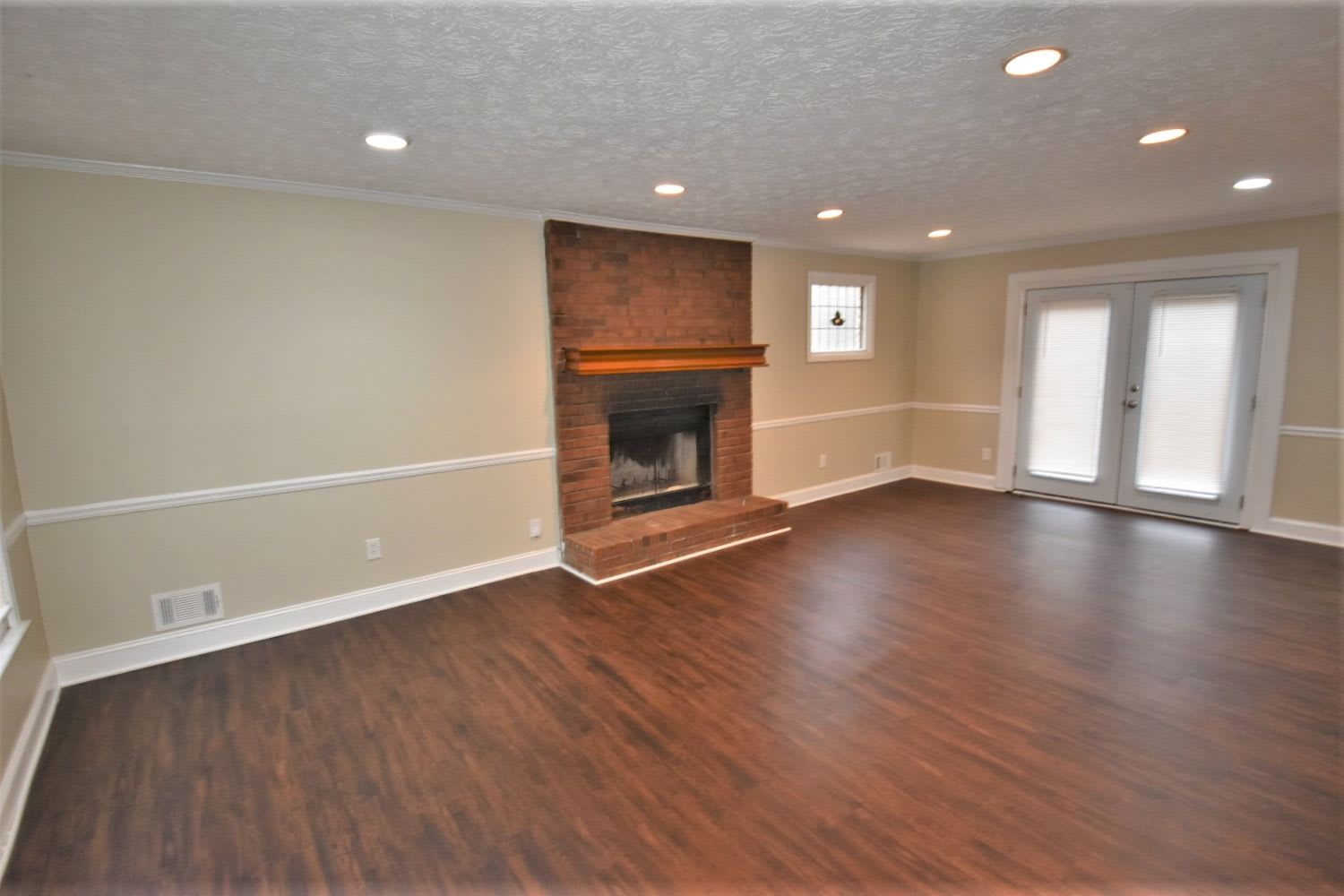 2609 Hard Twist Dr photo 3