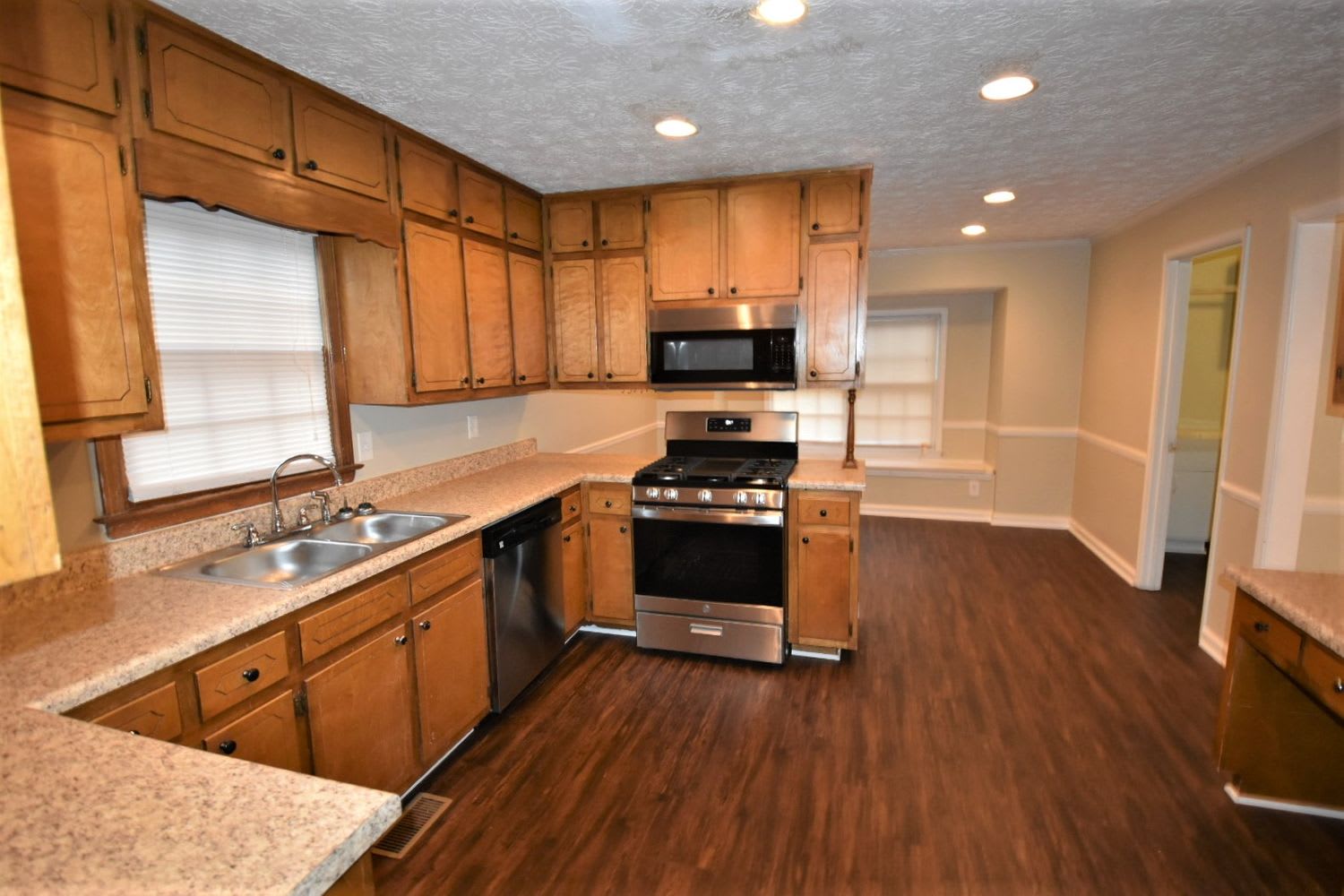 2609 Hard Twist Dr photo 4