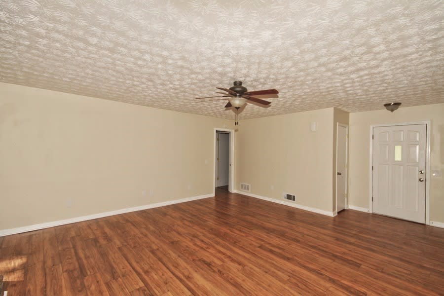 3155 Arden Way photo 2