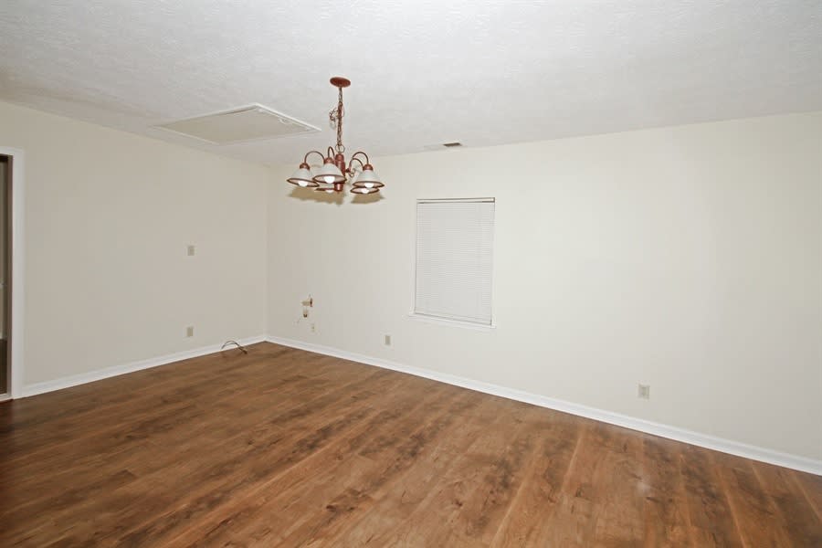 4292 Gravitt Pl photo 3