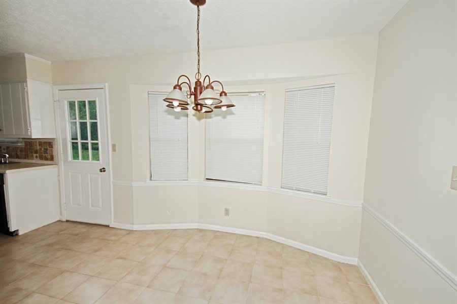 4292 Gravitt Pl photo 5