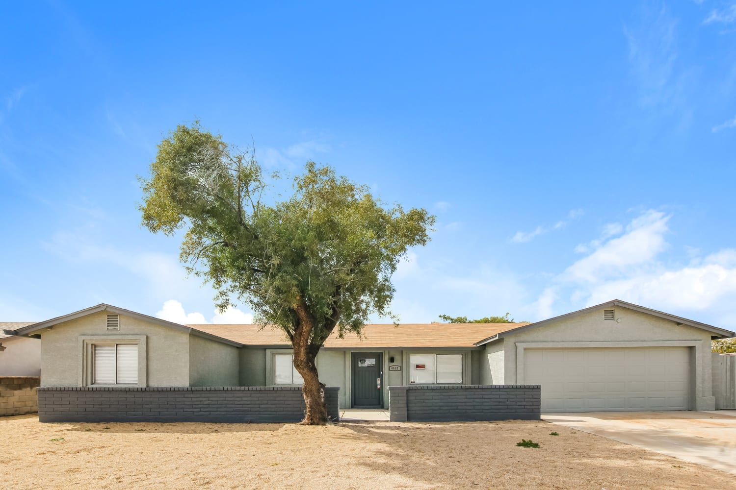 4512 N 81st Dr Phoenix, AZ 85033 photo 3