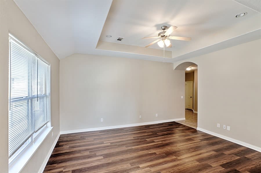 13916 Garden Grove Dr photo 4