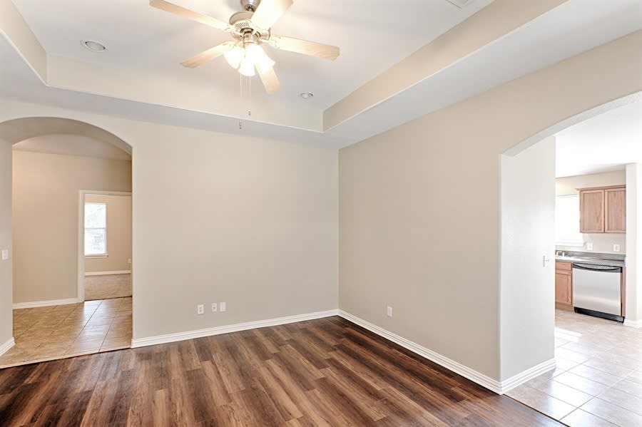 13916 Garden Grove Dr photo 5