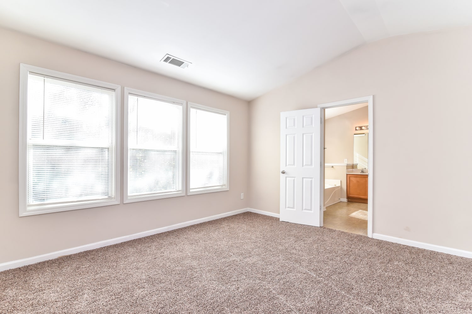 2503 Winslow Ridge Dr photo 4