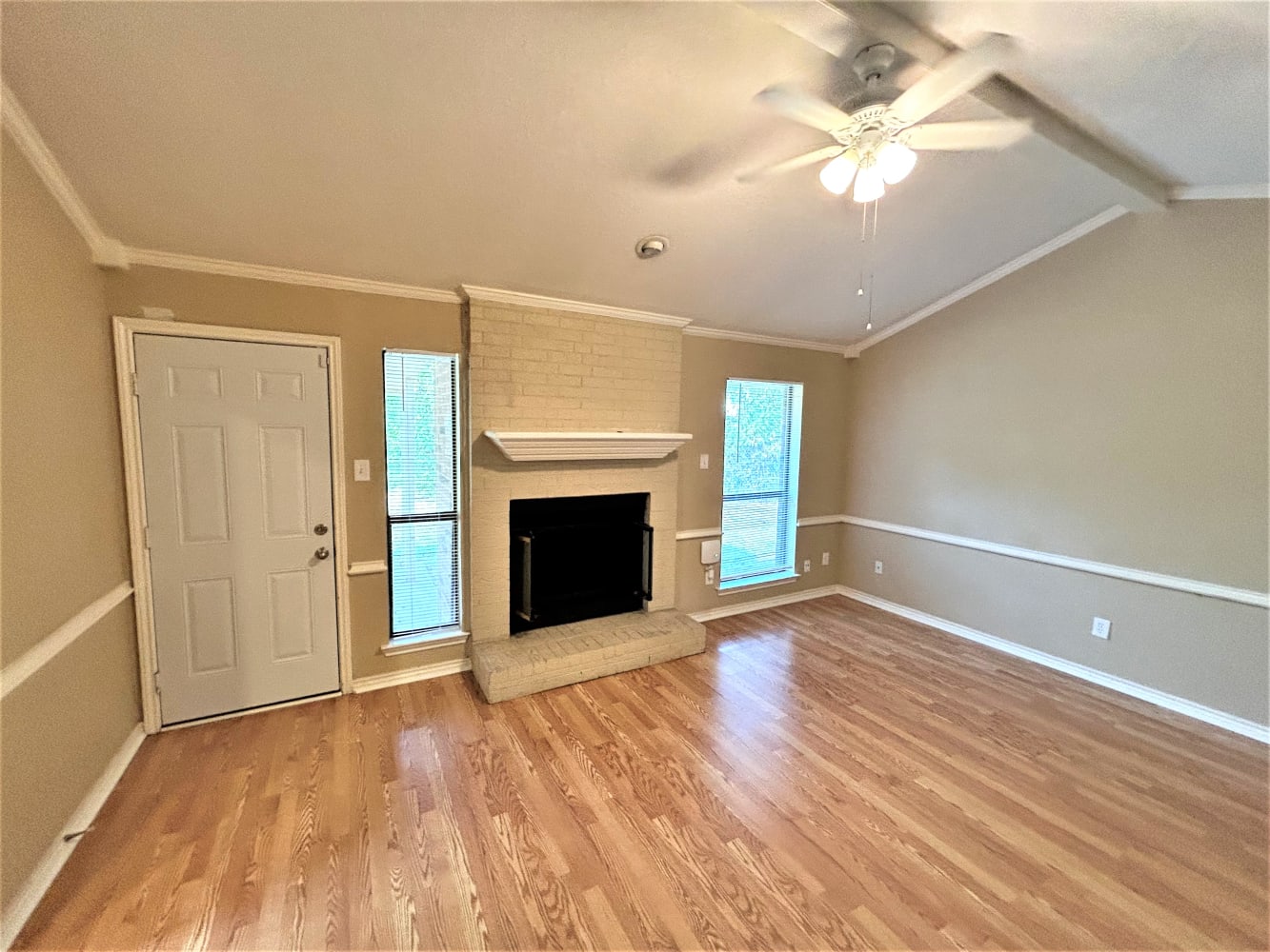 400 Partridge Cir photo 5