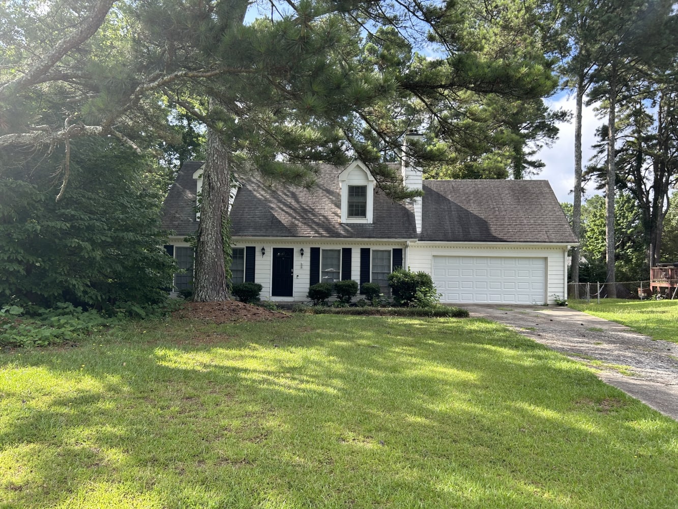 1830 Abercorn Way photo 2