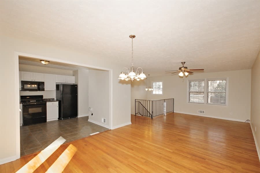 61 Winn Cir photo 3