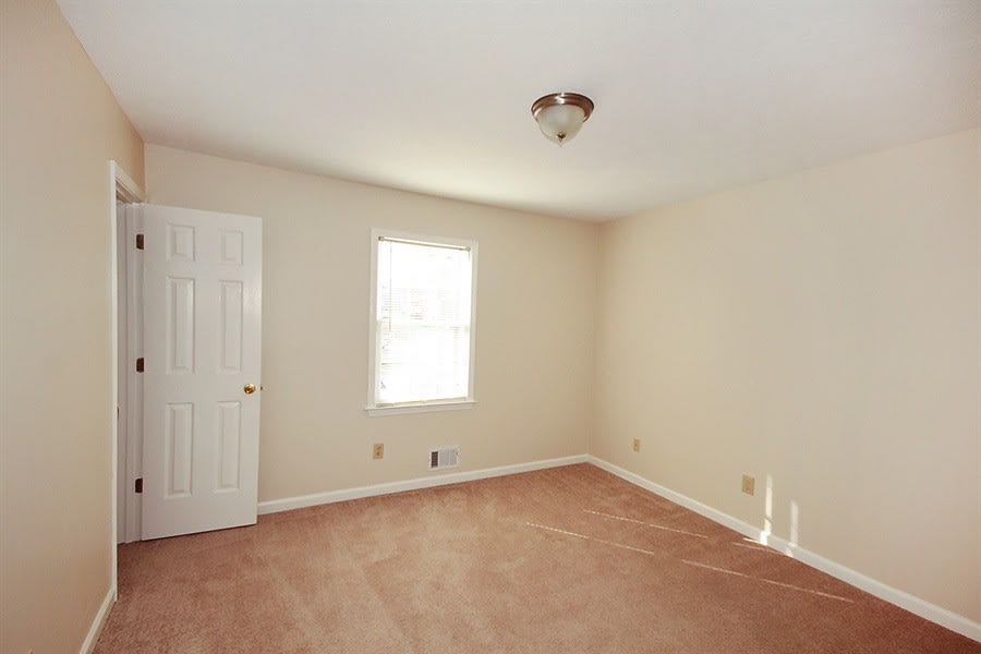 95 Sweetwater Ln photo 5