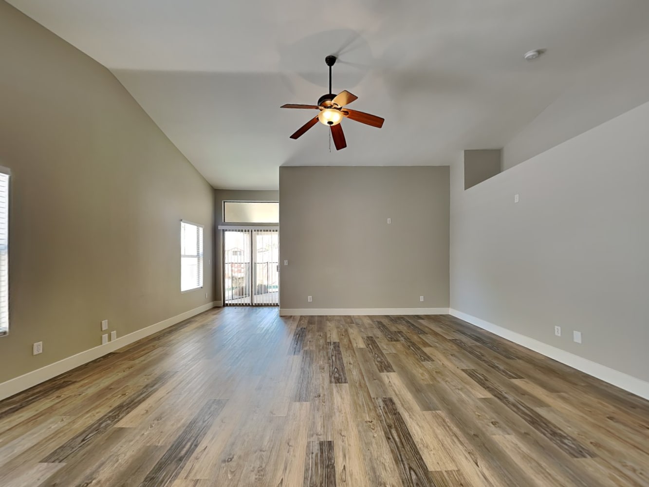 4524 Possum Berry Ln photo 3