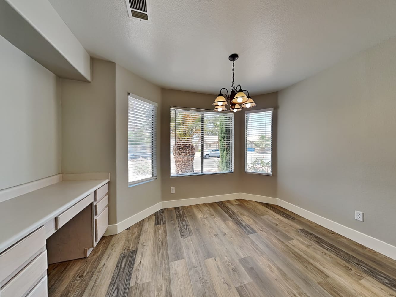 4524 Possum Berry Ln photo 5