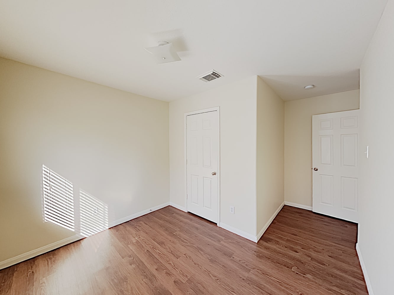6002 Deep South Dr photo 4