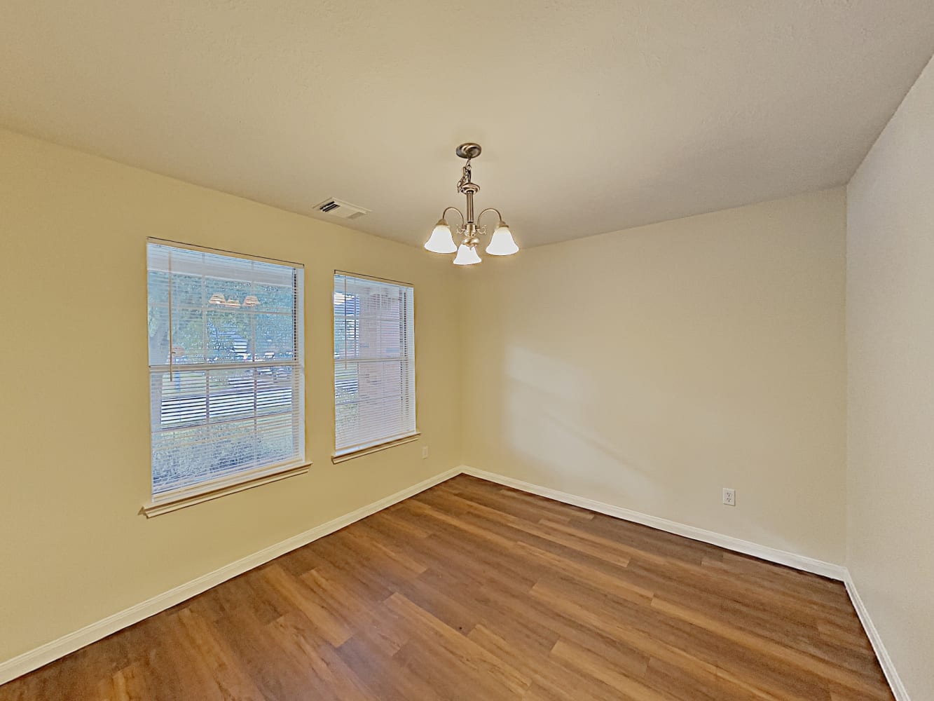 15802 Parmley Creek Ct photo 4