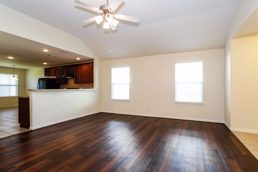 1015 Doubletree Glen Dr photo 5