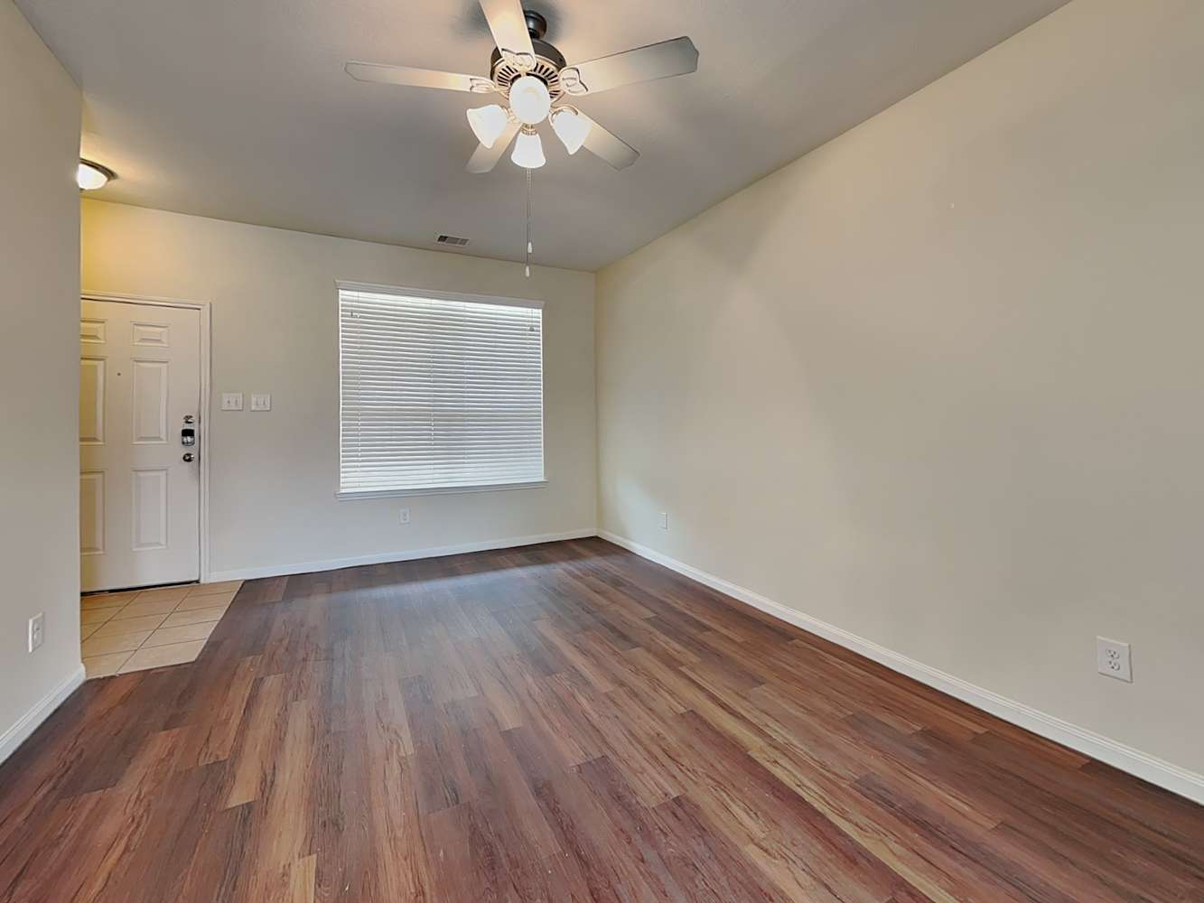 1023 Doubletree Glen Dr photo 4