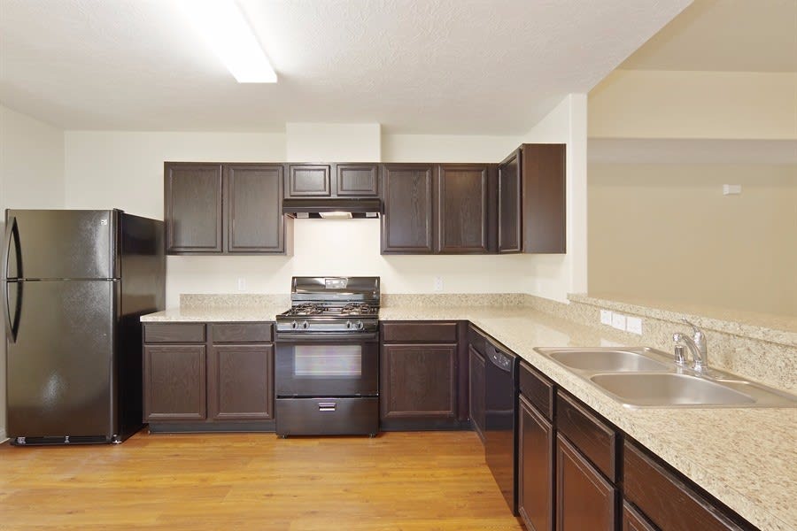 2011 Fairwood Knoll Ln photo 5