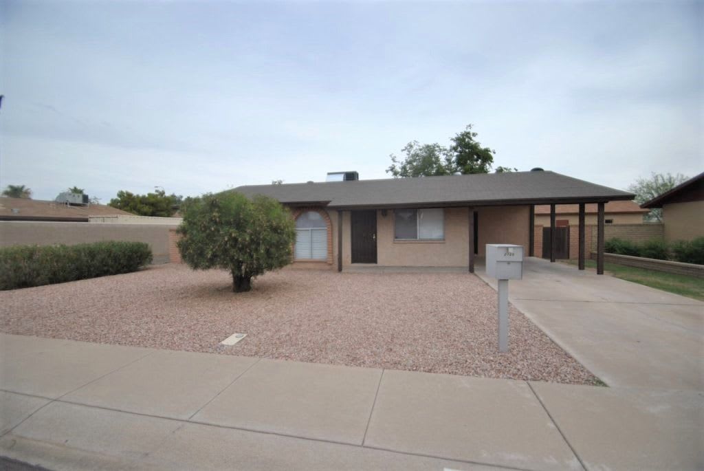 2125 W Chicago St Chandler, AZ 85224 photo 2