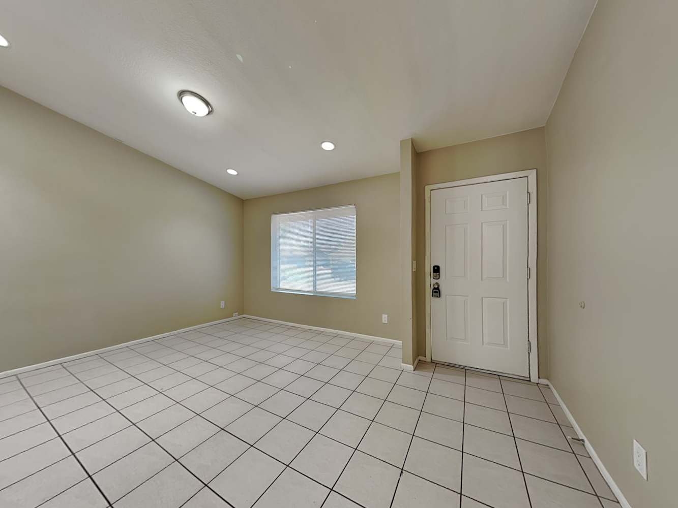 5634 W Altadena Ave photo 3