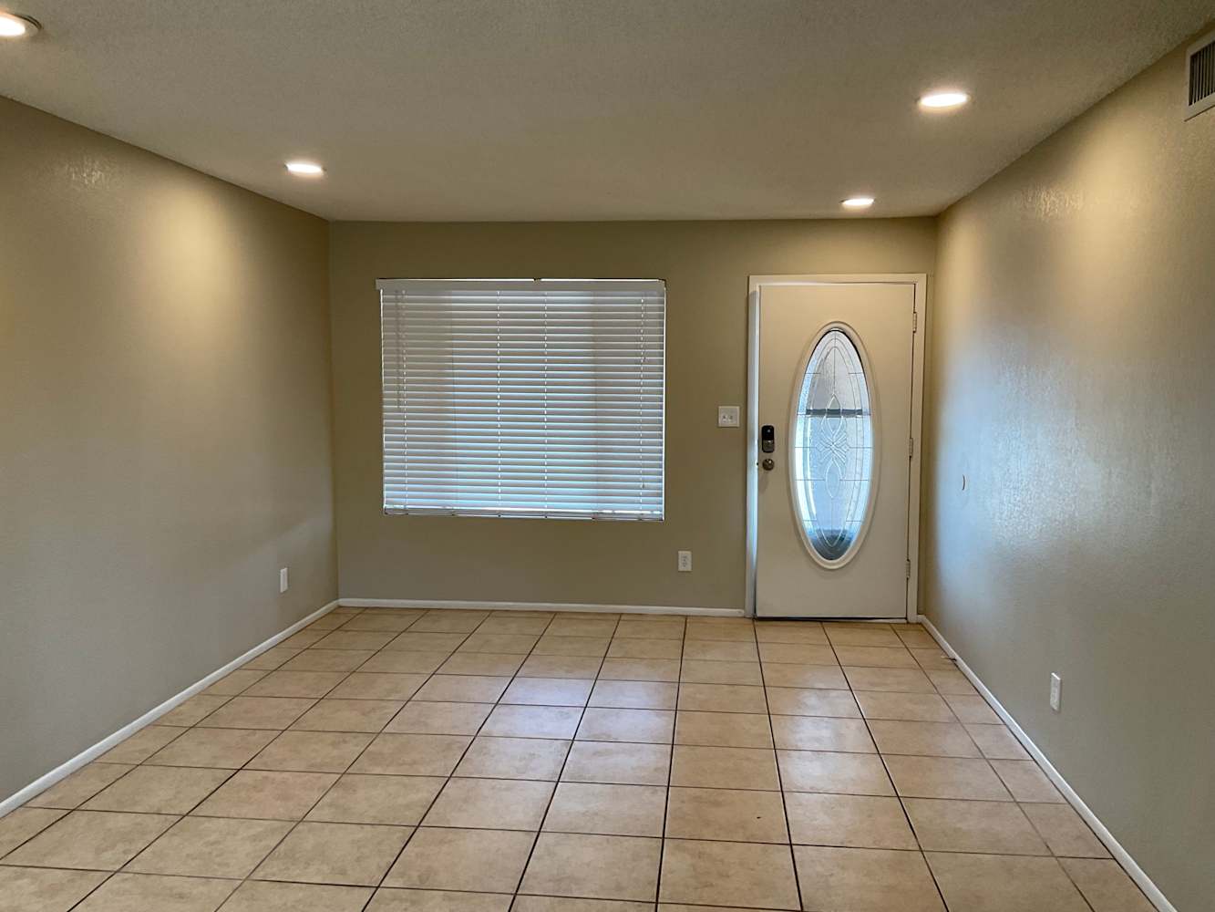940 S Fontana photo 2