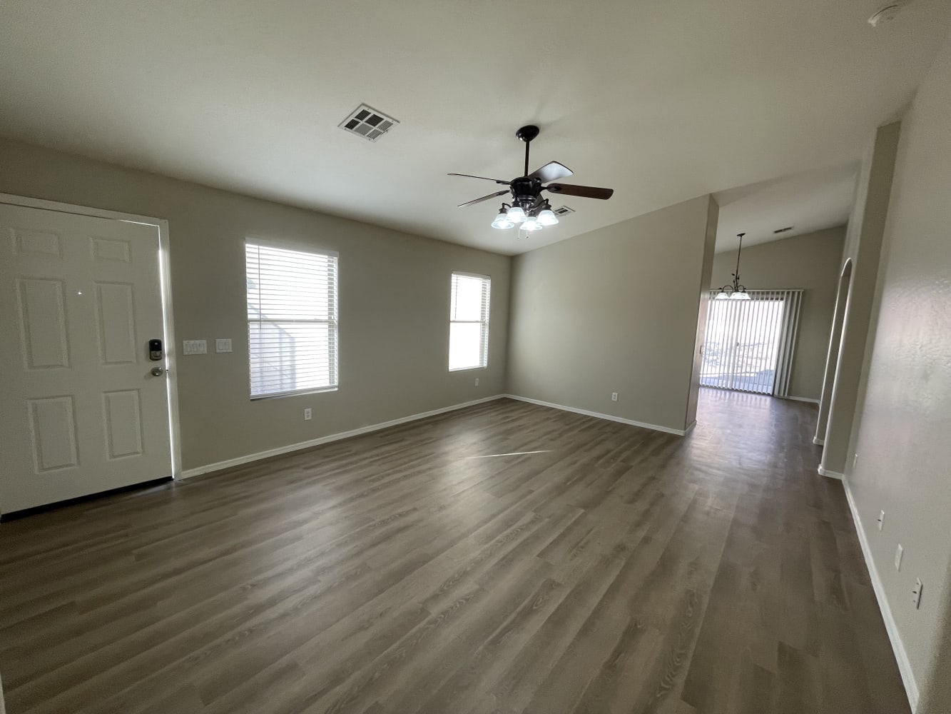 23856 W Tonto St photo 3