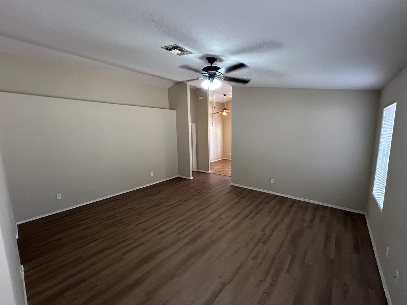 1628 W Minton St photo 5