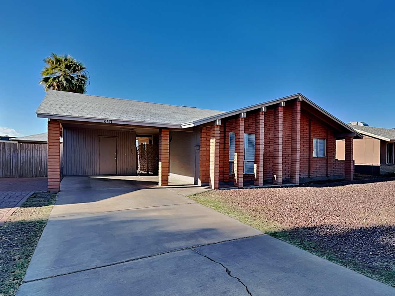 8437 W Turney Ave