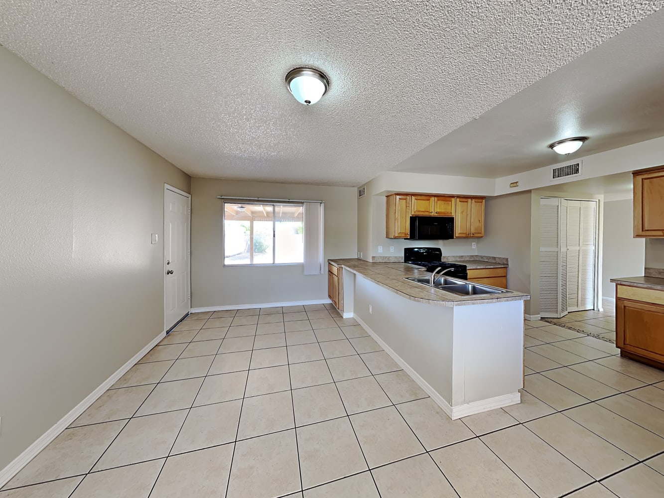 4630 W Marshall Ave photo 5