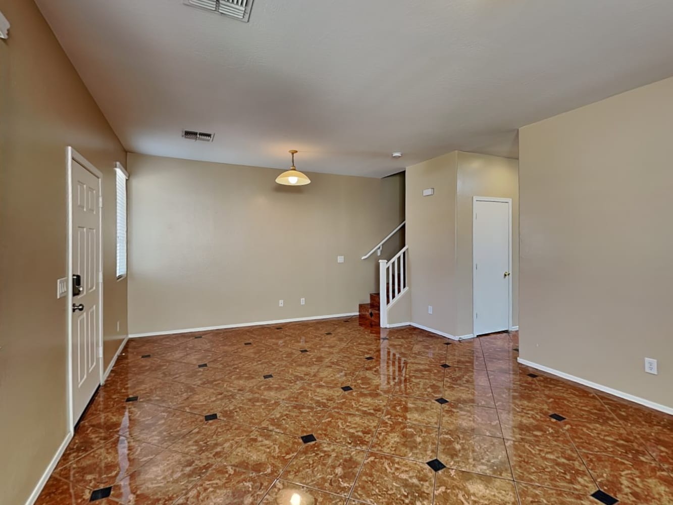 5203 W Warner St photo 5