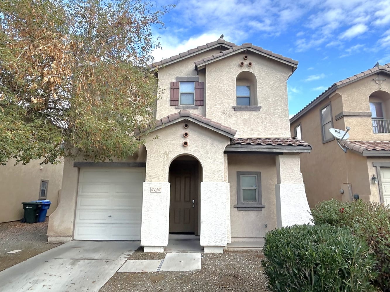 6446 W Valencia Dr photo 2