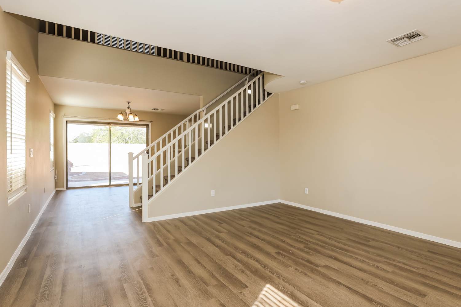 11346 N 154th Ln photo 5