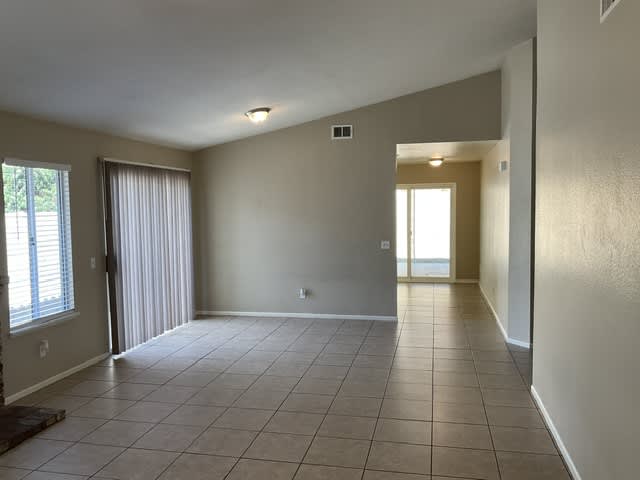 3437 Yuba Cir photo 3