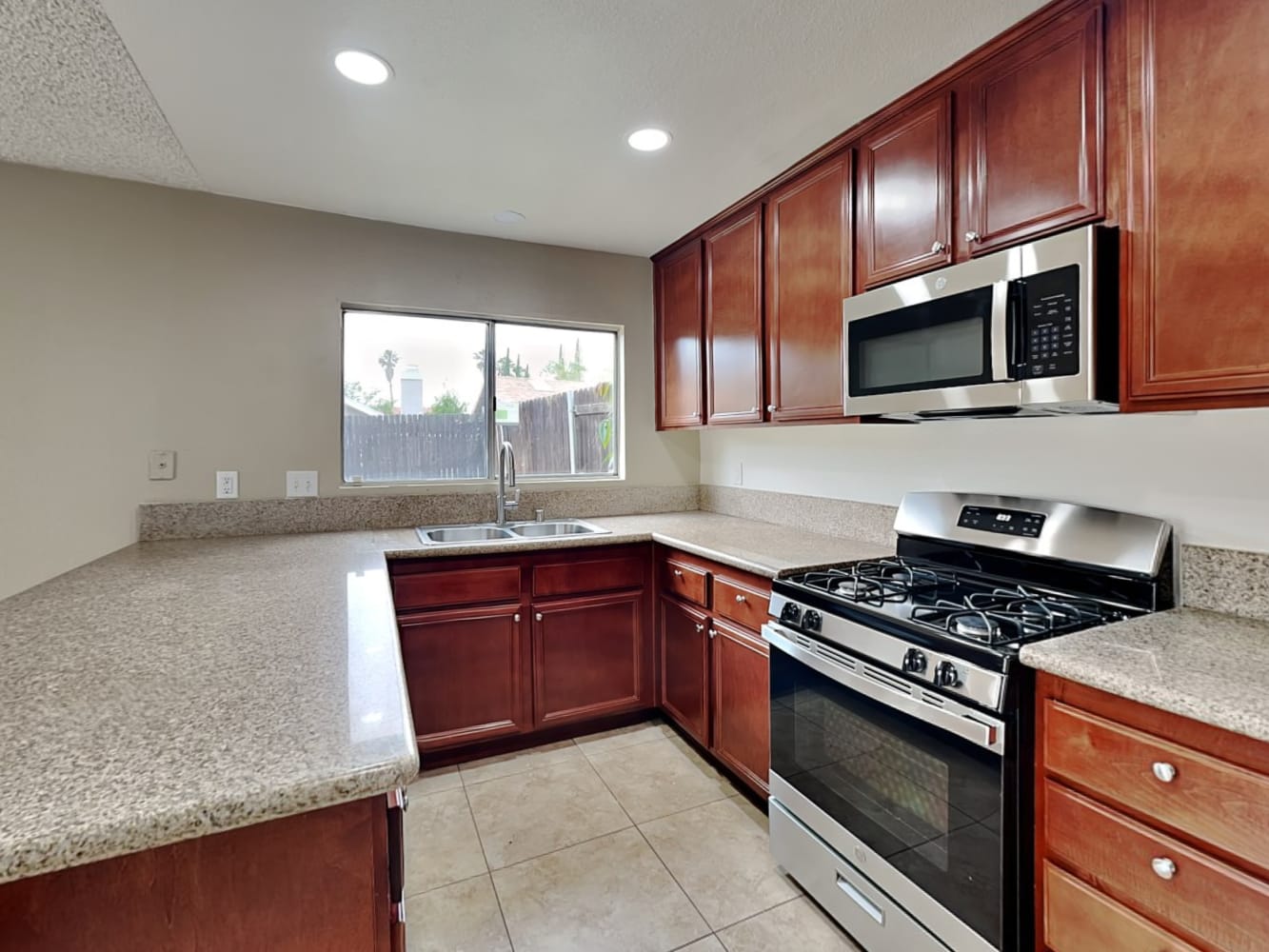 7886 Pinyon Ave photo 5