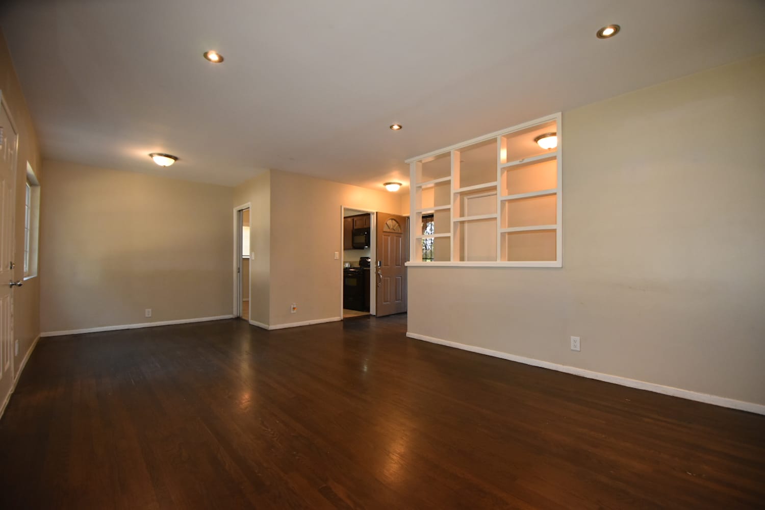 14249 Hoyt St photo 4