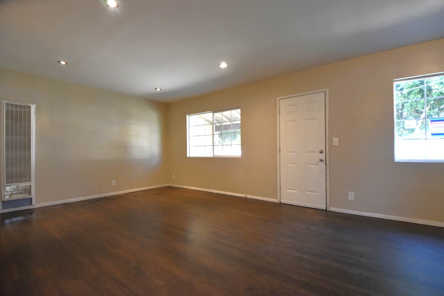 14249 Hoyt St photo 3