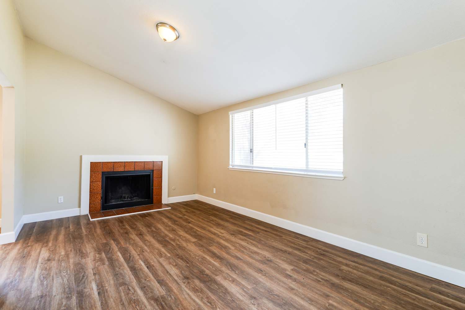 8264 Florintown Way photo 3